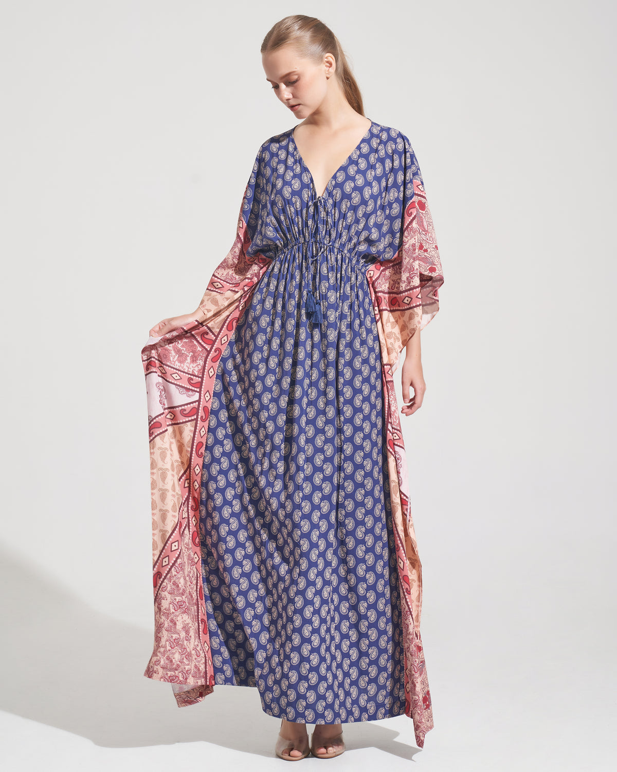 Sakari Kaftan Luana Almond