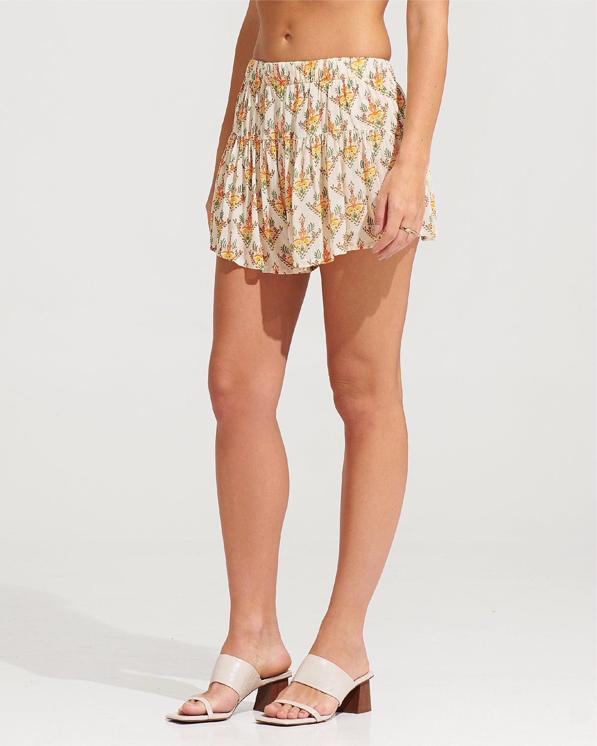 Morrato Shorts Zahira Shorts Gloria Sunkist